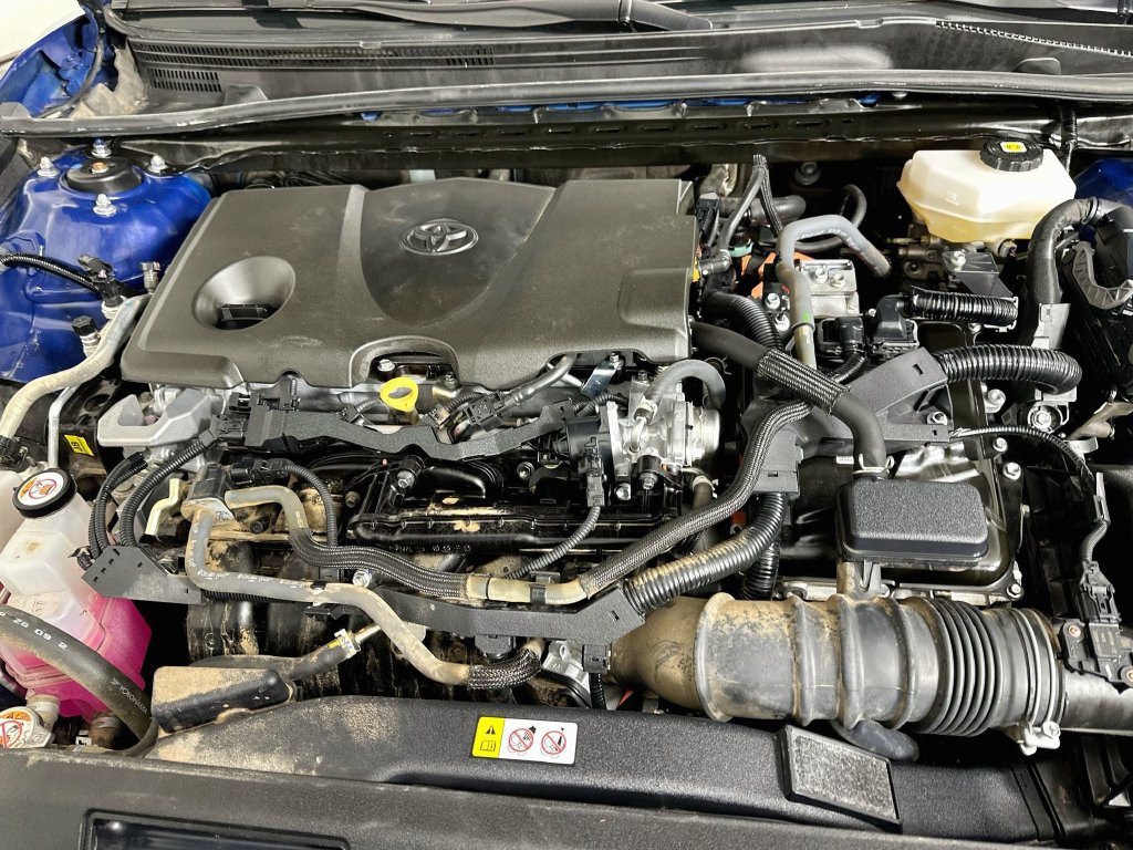 Used 2025 Toyota Camry SE FWD image 30