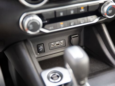 Used 2024 Nissan Sentra SV image 15