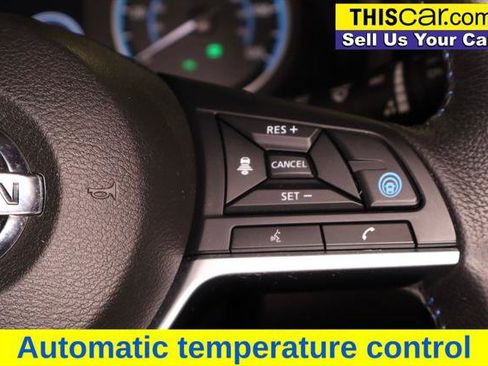 Used 2022 Nissan Leaf SV w/ SV Technology Package image 13