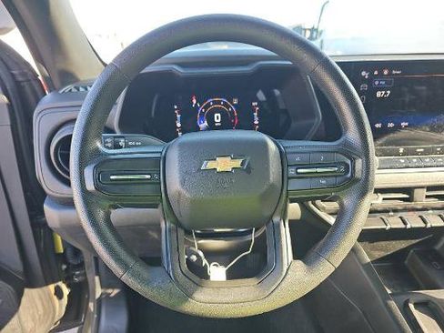 Used 2023 Chevrolet Colorado W/T RWD image 19