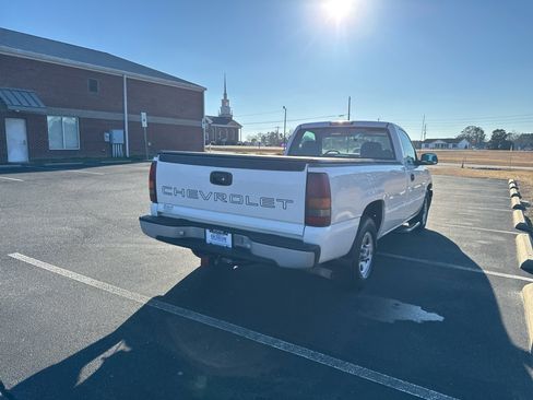 Used 2000 Chevrolet Silverado 1500 2WD Regular Cab image 6
