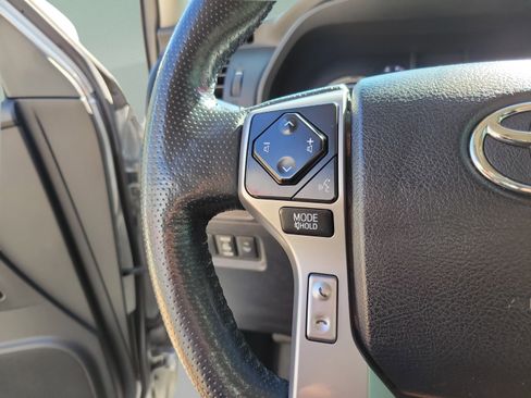 Used 2023 Toyota 4Runner Limited RWD image 23