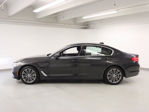Used 2019 BMW 530e xDrive image 7