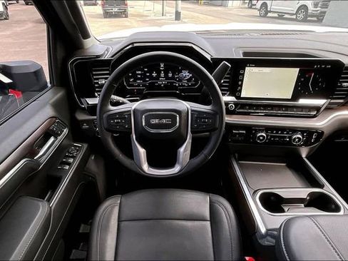 Used 2024 GMC Sierra 2500 SLT w/ SLT Premium Package AWD/4WD image 5