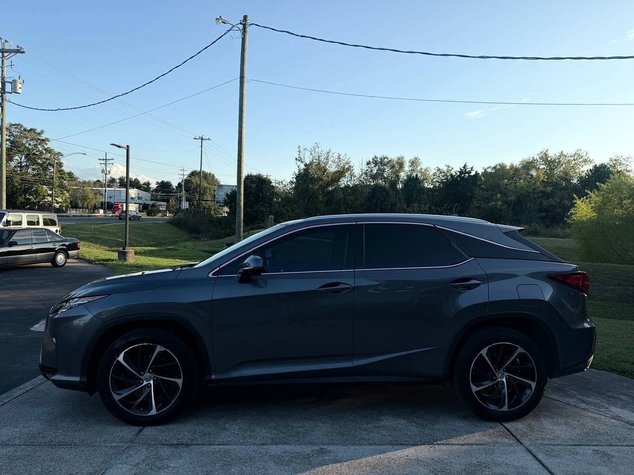 Used 2016 Lexus RX 350 AWD w/ Luxury Package image 2