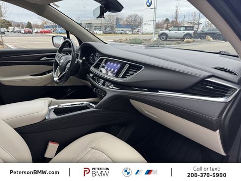 Used 2022 Buick Enclave Avenir w/ Avenir Technology Package image 16