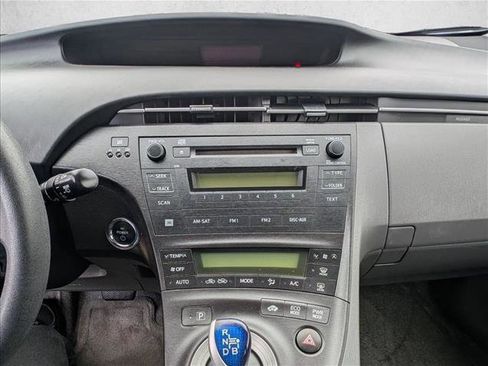 Used 2011 Toyota Prius Three image 11