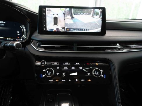 Used 2026 INFINITI QX60 Luxe w/ Cargo Package AWD/4WD image 17
