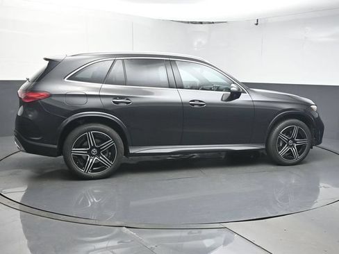 Used 2026 Mercedes-Benz GLC 300 image 8