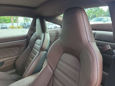 Certified 2026 Porsche 911 Carrera RWD image 5
