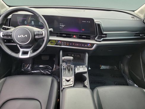 Used 2025 Kia Sportage EX FWD image 25