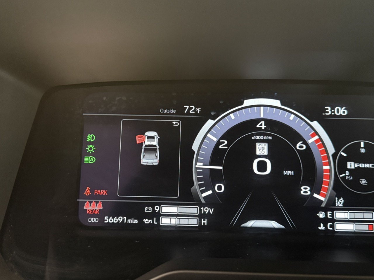 Used 2023 Toyota Tundra Limited AWD/4WD image 17