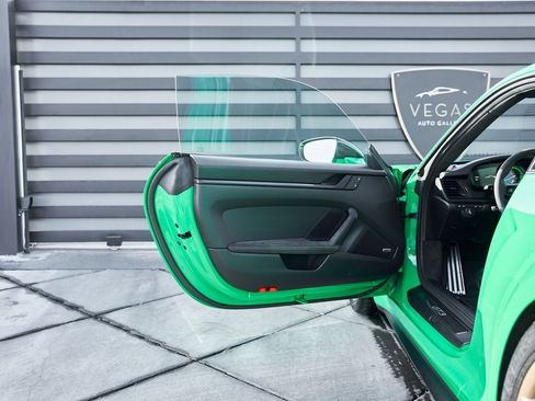 Used 2023 Porsche 911 GT3 image 27