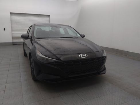 Used 2023 Hyundai Elantra SEL w/ Cargo Package image 13
