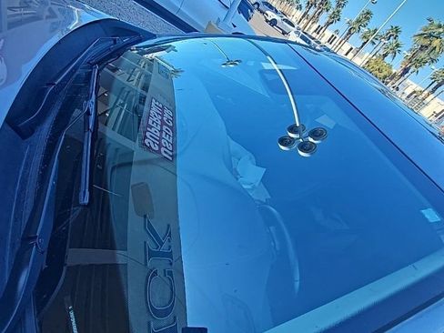 Used 2021 Buick Envision Essence image 31