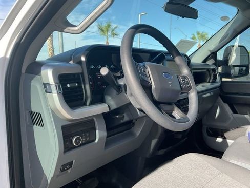 Used 2026 Ford F250 XL w/ XL Chrome Package AWD/4WD image 14