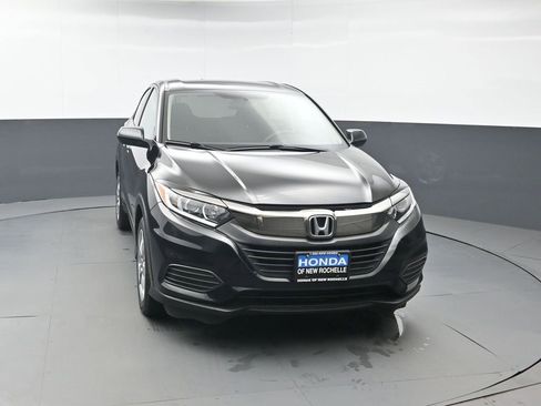 Used 2022 Honda HR-V LX image 9