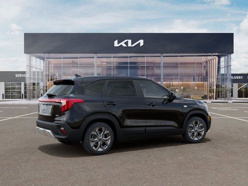 New 2026 Kia Seltos LX AWD/4WD image 6