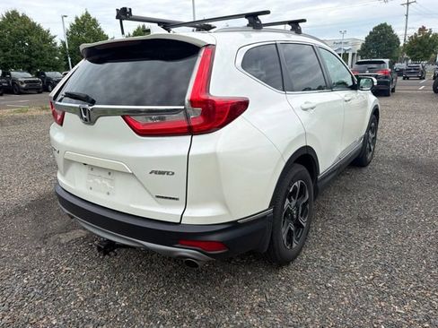 Used 2018 Honda CR-V Touring image 3