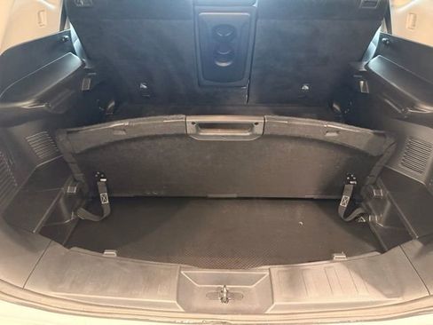Used 2018 Nissan Rogue SV AWD/4WD image 7