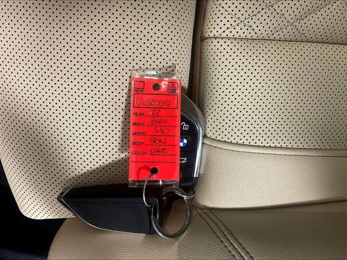 Used 2022 BMW 530i xDrive w/ Premium Package image 29