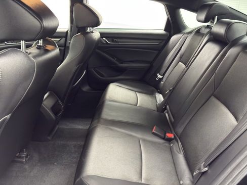 Used 2020 Honda Accord Sport image 29