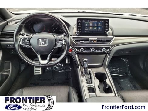 Used 2019 Honda Accord Sport image 8