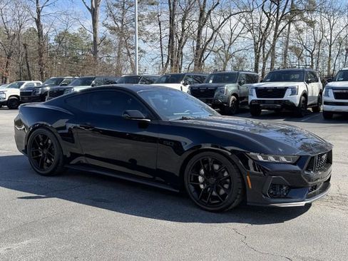 Used 2024 Ford Mustang GT image 3