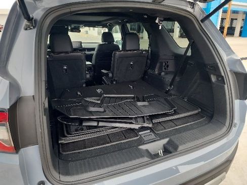 Used 2025 Honda Pilot TrailSport image 43