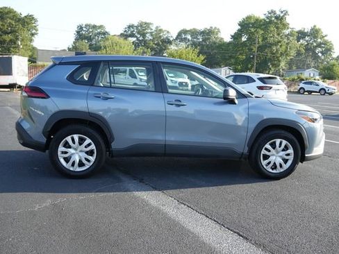 Used 2026 Toyota Corolla Cross L FWD image 8