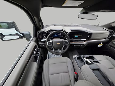 New 2026 Chevrolet Silverado 3500 LT w/ Texas Edition AWD/4WD image 17