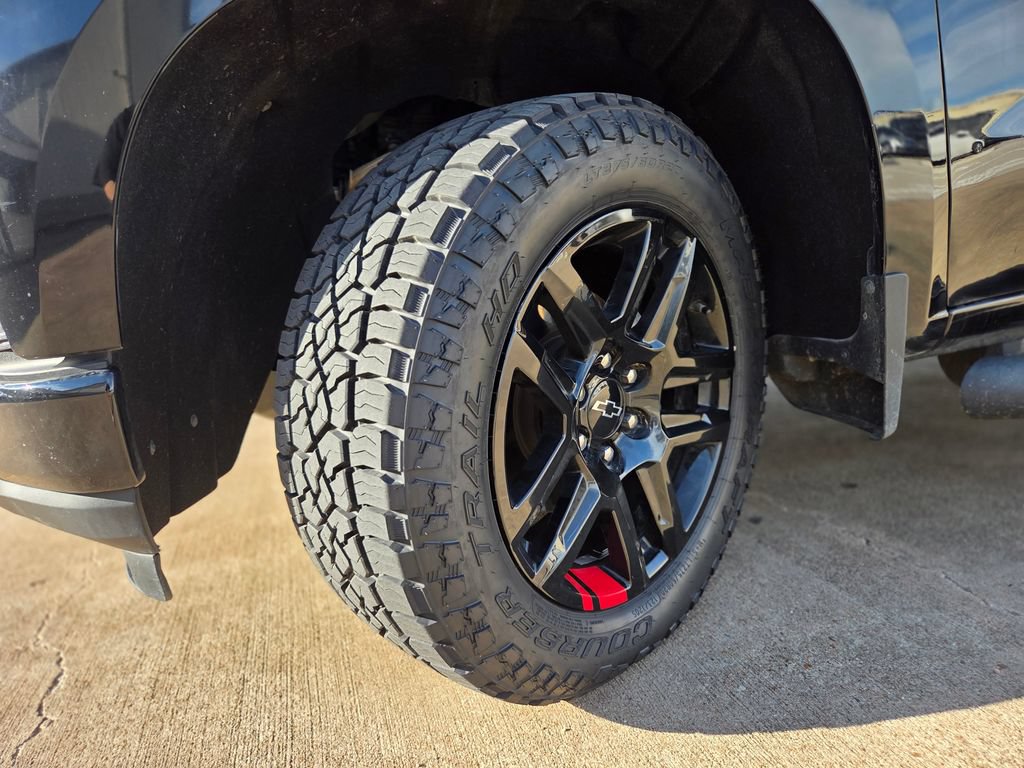 Used 2021 Chevrolet Silverado 1500 RST w/ Redline Edition AWD/4WD image 30