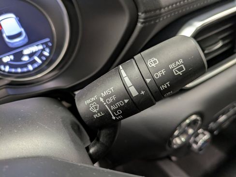 Used 2018 MAZDA CX-5 Touring w/ Preferred Equipment Package image 18