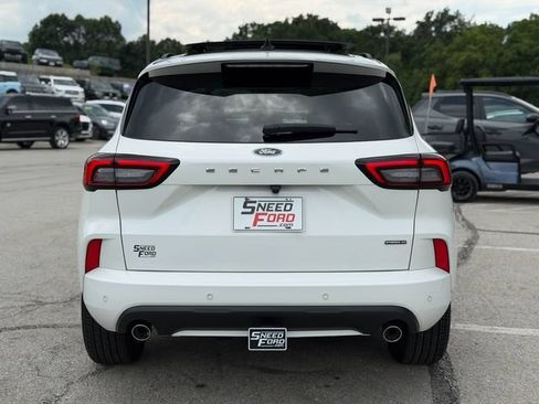 Used 2024 Ford Escape ST-Line Elite w/ Premium Technology Package AWD/4WD image 6