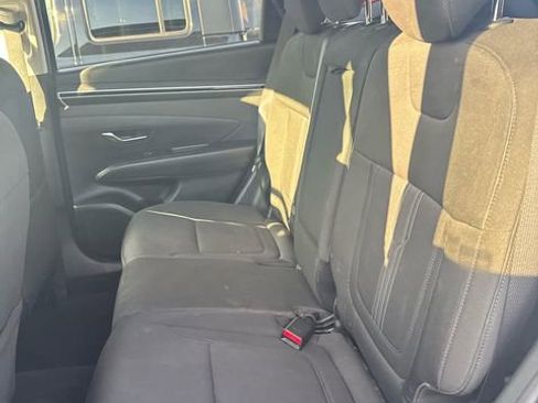 Used 2023 Hyundai Tucson SEL image 11