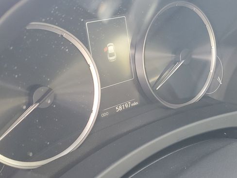 Used 2021 Lexus IS 300 w/ Accessory Package image 9