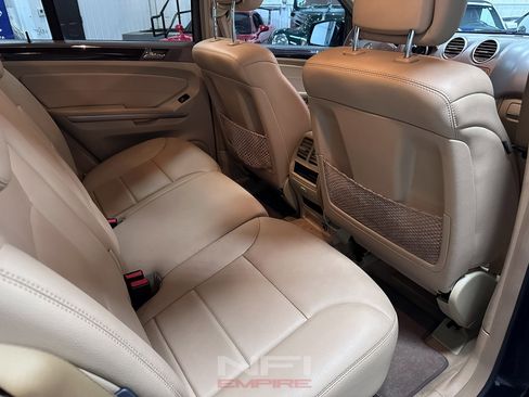 Used 2011 Mercedes-Benz ML 350 4MATIC image 38