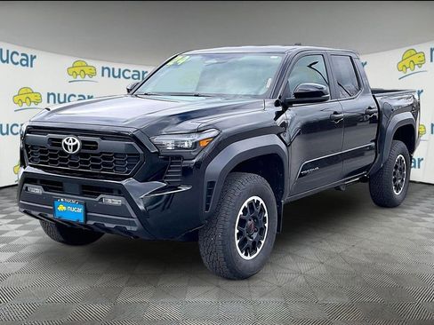 Used 2024 Toyota Tacoma TRD Off-Road w/ TRD Off Road Upgrade Package AWD/4WD image 3