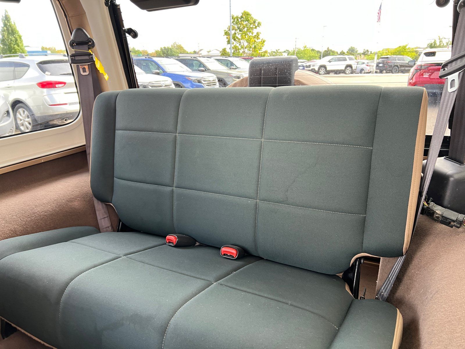 Used 1999 Jeep Wrangler Sahara AWD/4WD image 17