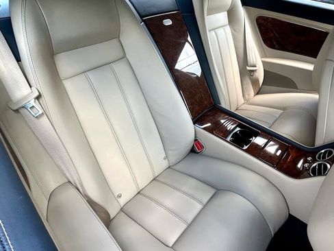 Used 2010 Bentley Continental GT w/ Convenience Specification Pkg image 20