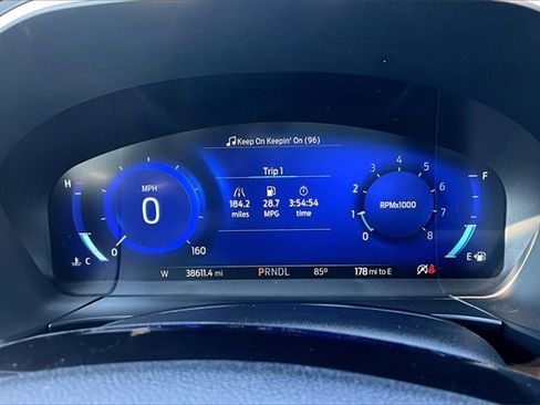 Used 2022 Ford Escape SEL w/ Technology Package image 13