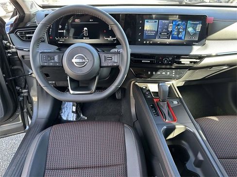 New 2026 Nissan Kicks SR image 17