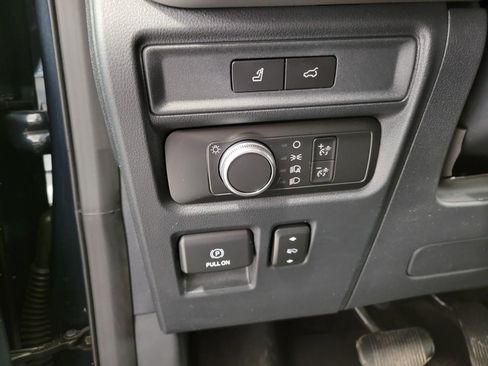 Used 2022 Ford Expedition Max XLT AWD/4WD image 10