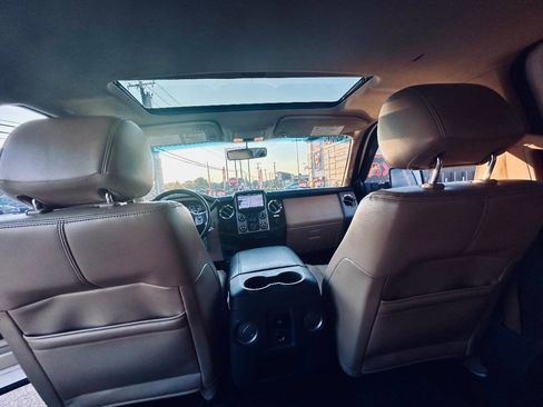 Used 2014 Ford F250 Lariat image 23