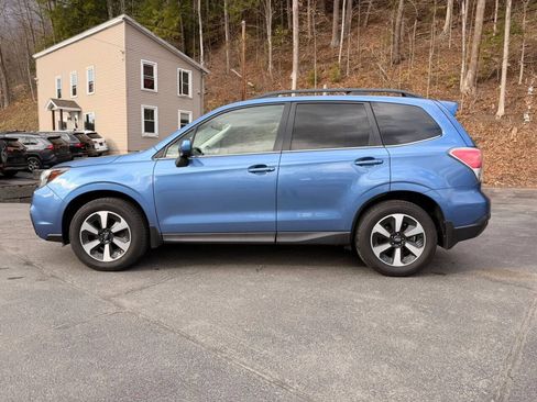Used 2018 Subaru Forester 2.5i Limited AWD/4WD image 8