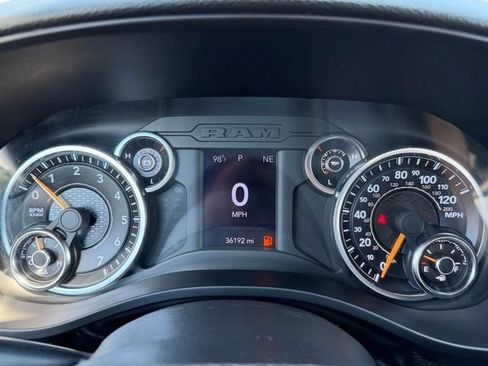 Used 2022 RAM 1500 Big Horn AWD/4WD image 18