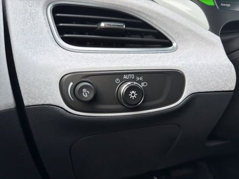 Used 2021 Chevrolet Bolt Premier image 39