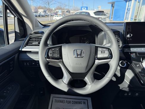 New 2026 Honda Odyssey Touring image 16