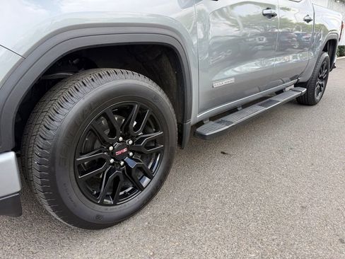 Used 2024 GMC Sierra 1500 Elevation w/ LPO, Elevation Black Package AWD/4WD image 15