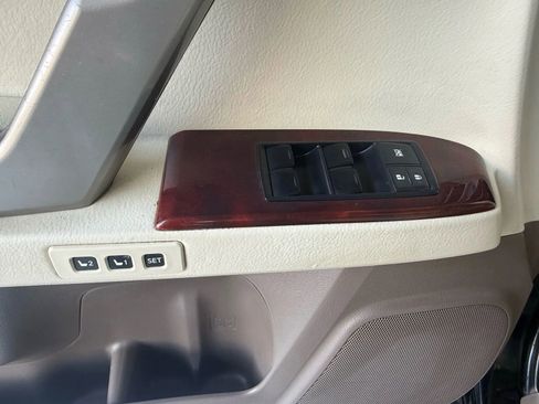 Used 2012 Lexus GX 460 Premium image 38